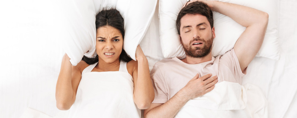 I vantaggi delle terapie antirussamento e apnee notturne
